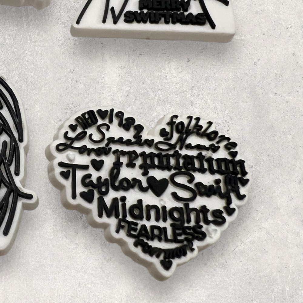Taylor Swift Inspired Black & White Croc Charms (Set of 6) - Picture 2 of 3